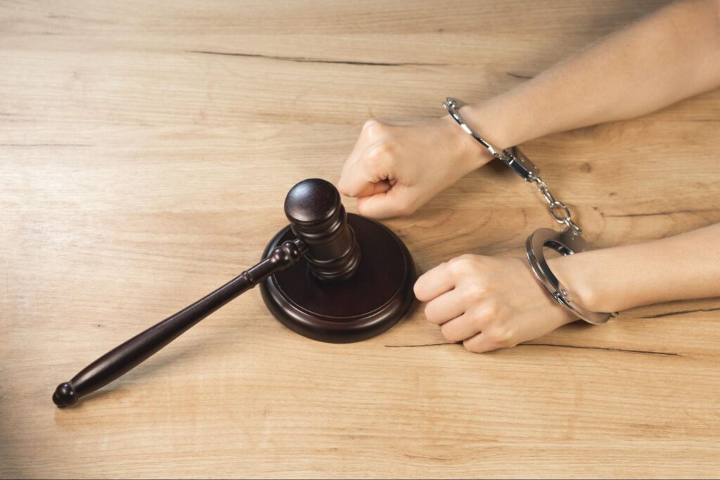 How to Get Someone Out of Jail With No Money